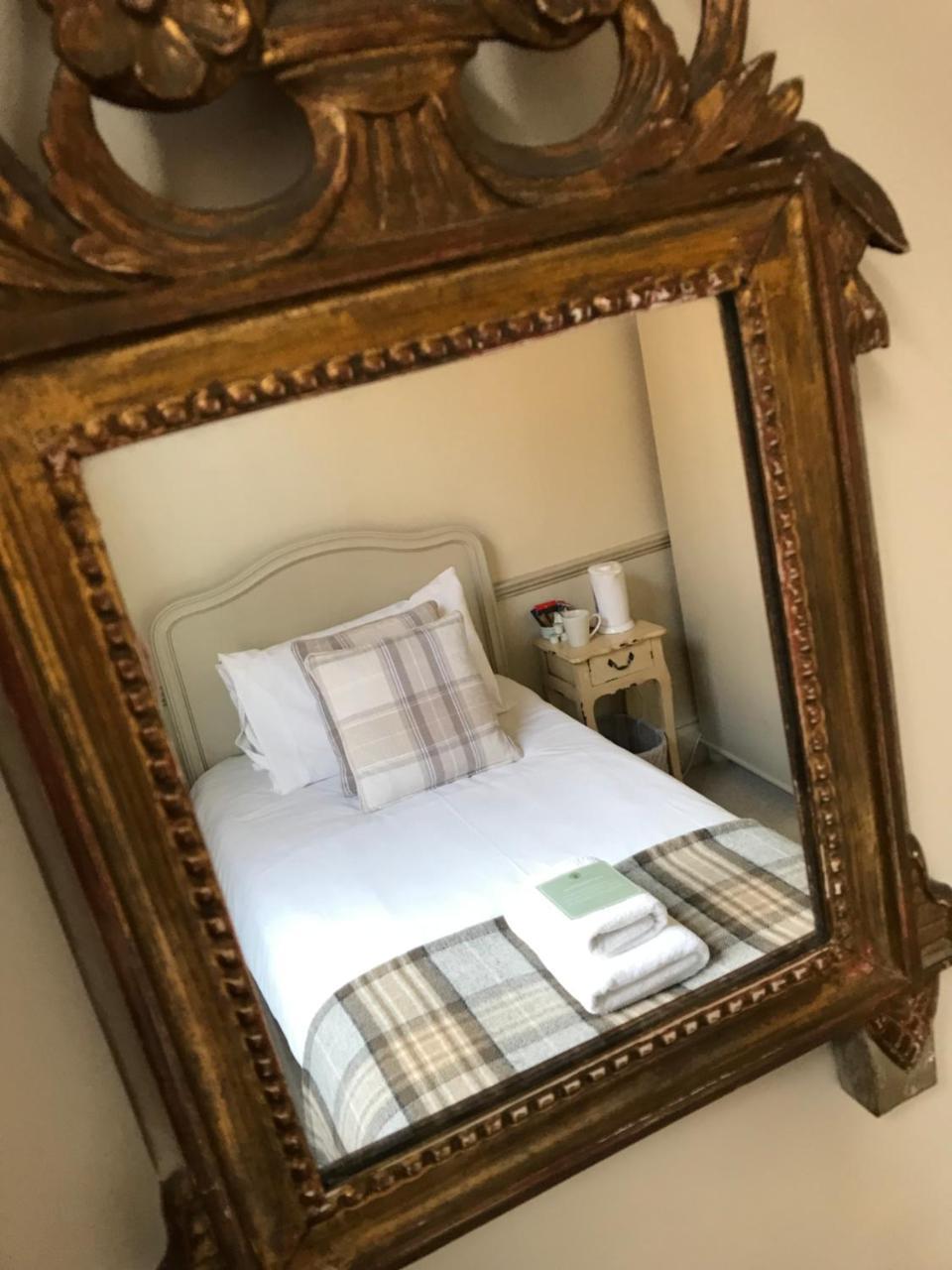 Galtres Lodge Hotel & Forest Restaurant Йорк Екстериор снимка