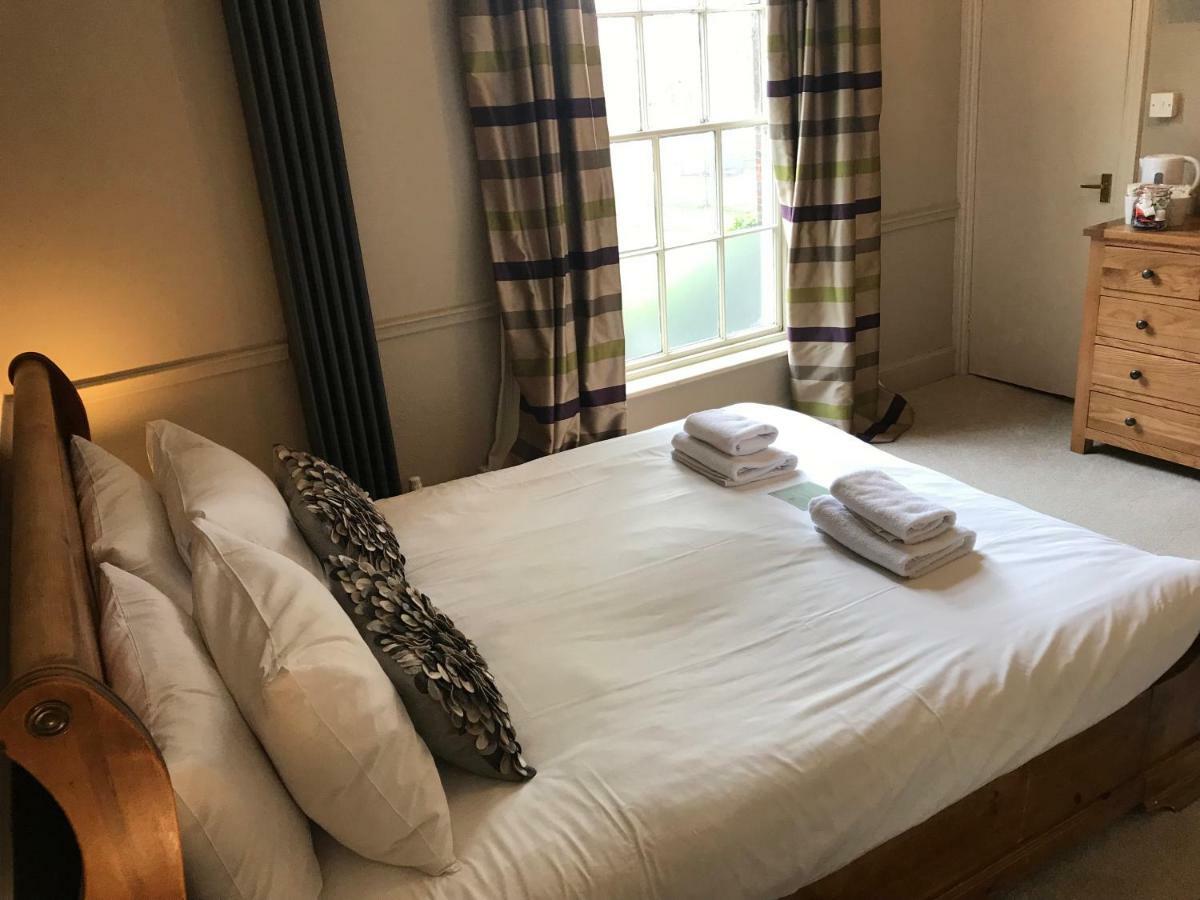Galtres Lodge Hotel & Forest Restaurant Йорк Екстериор снимка